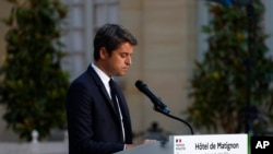FILE - Perdana Menteri Prancis Gabriel Attal menyampaikan pidato usai putaran kedua pemilihan legislatif, 7 Juli 2024 di Paris.