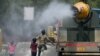 Warga New Delhi Berjuang Atasi Gelombang Panas 