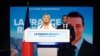 Para pemimpin kubu sayap kanan ekstrem Prancis, Marine Le Pen (kiri) dan Jordan Bardella menyampaikan pidato di hadapan pendukungnya di Paris seusai pemungutan suara dalam pemilihan parlemen ditutup di Prancis pada 9 Juni 2024. (Foto: Reuters/Sarah Meyssonnier)