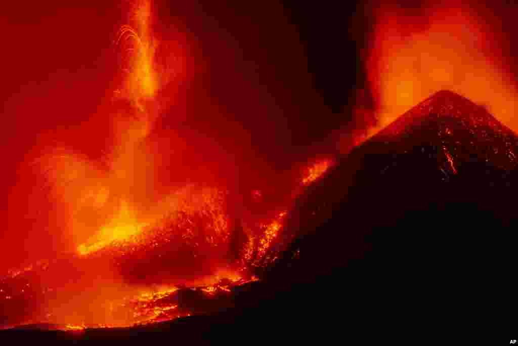 Lava flows from the Mt Etna volcano as seen from Southeast Crater, in Nicolosi, Sicily, Italy.