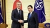 日本首相岸田文雄2023年1月31日与到访的北约秘书长延斯·斯托尔滕贝格（Jens Stoltenberg）会谈。（媒体联访照片）