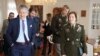 El presidente de Ecuador, Guillermo Lasso, recibe en el Palacio de Gobierno, en Quito, a la general Laura Richards, jefa del Comando Sur de EEUU, el 13 de septiembre de 2022. [Foto: cortesía del Ministerio de Defensa del Ecuador]