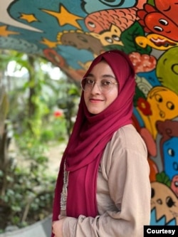 কেক ম্যানিকের উদ্যোক্তা কুষ্টিয়ার রুবাইদা আদনীন মিম