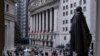 Federal Shutdown Compounds Risks for US Economy 