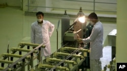 伊朗核项目谈判在谨慎乐观的气氛中登场