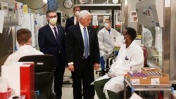 Nënpresidenti Mike Pence viziton laboratorin e testimit molekular në Klinikën Mayo, në Roçester, të shtetit Minesota