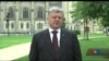 Порошенко, Кличко і Яценюк приїхали віддати шану пам’яті сенатору Маккейну. Відео