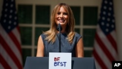  Melania Trump