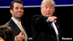 En la entrevista en la Casa Blanca, el mandatario republicano no culpó a su hijo por el encuentro. "Creo que mucha gente habría tenido esa reunión", sostuvo Trump. 
