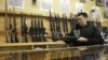 ARCHIVO- El derecho a compra y portación de armas de fuego es un tema divisivo en Estados Unidos. Las muertes y lesiones causadas por armas se cuentan por miles cada año.