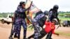 Polícia no Uganda confirma a morte de 37 pessoas em manifestações anti-governamentais 