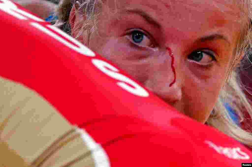 Sofia Mattsson của Thụy Điển thi đấu môn vật tự do nữ 55 cân. 9/8/2012. REUTERS/Suhaib Salem