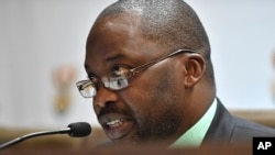 Ministro da Justiça sul-africano Michael Masutha