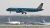 Máy bay Vietnam Airlines tại sân bay Nội Bài. [Ảnh minh họa]