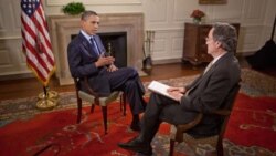 Predsjednik Obama daje intervju novinaru Glasa Amerike Andreu DeNesneri u Bijeloj kući, 22. juna 2011. (zvanična fotografija Bijele kuće)