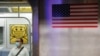 Banyak Warga Amerika Kembali Gunakan Masker