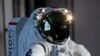 Prada и Axiom Space представили дизайн скафандров для новой лунной миссии НАСА 