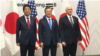 日本首相安倍晋三，韩国总统文在寅和美国副总统彭斯出席2018年平昌冬季奥运会