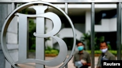 Logo Bank Indonesia di Kantor Pusat BI di Jakarta, 2 September 2020. (REUTERS/Ajeng Dinar Ulfiana)